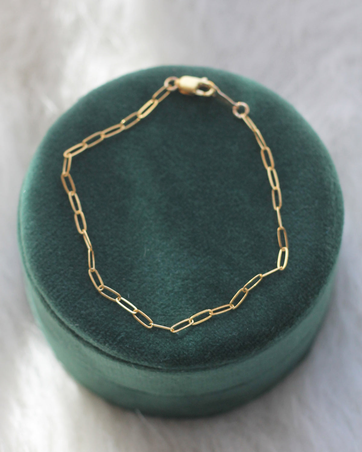 B1047 - Paper Clip Chain Bracelet