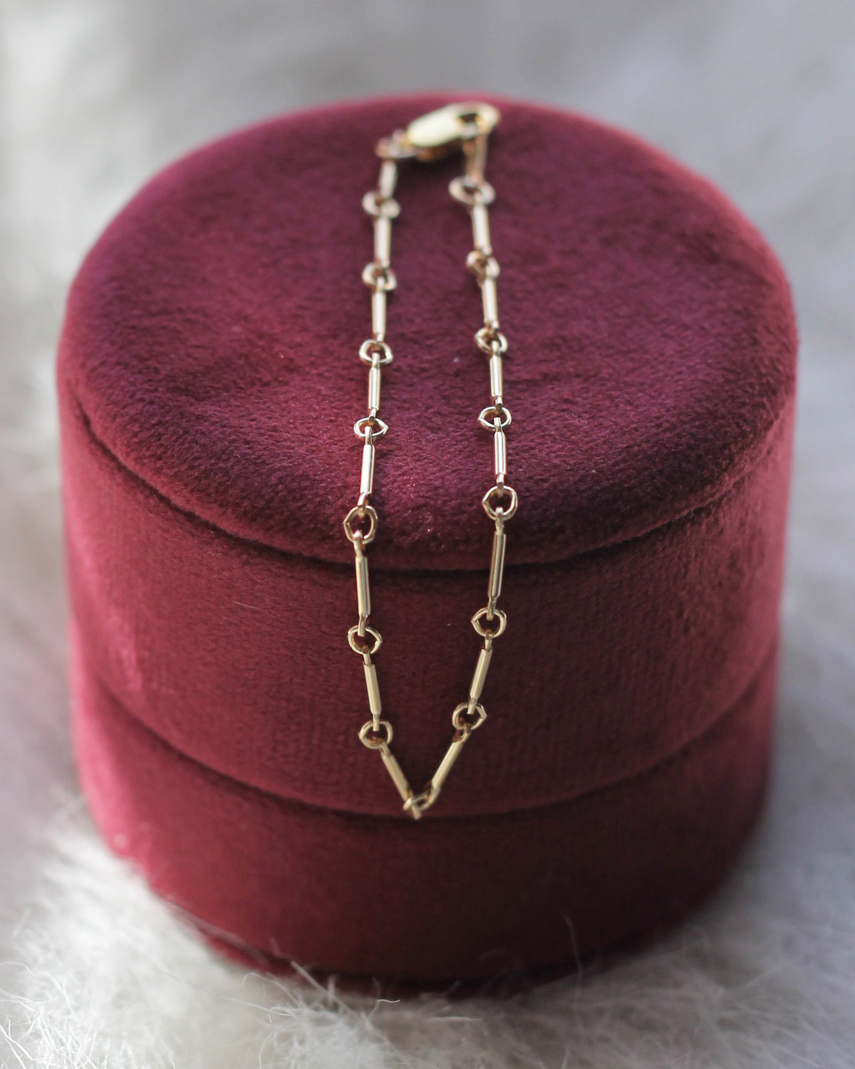 B1045 - Elongated Bar Bracelet