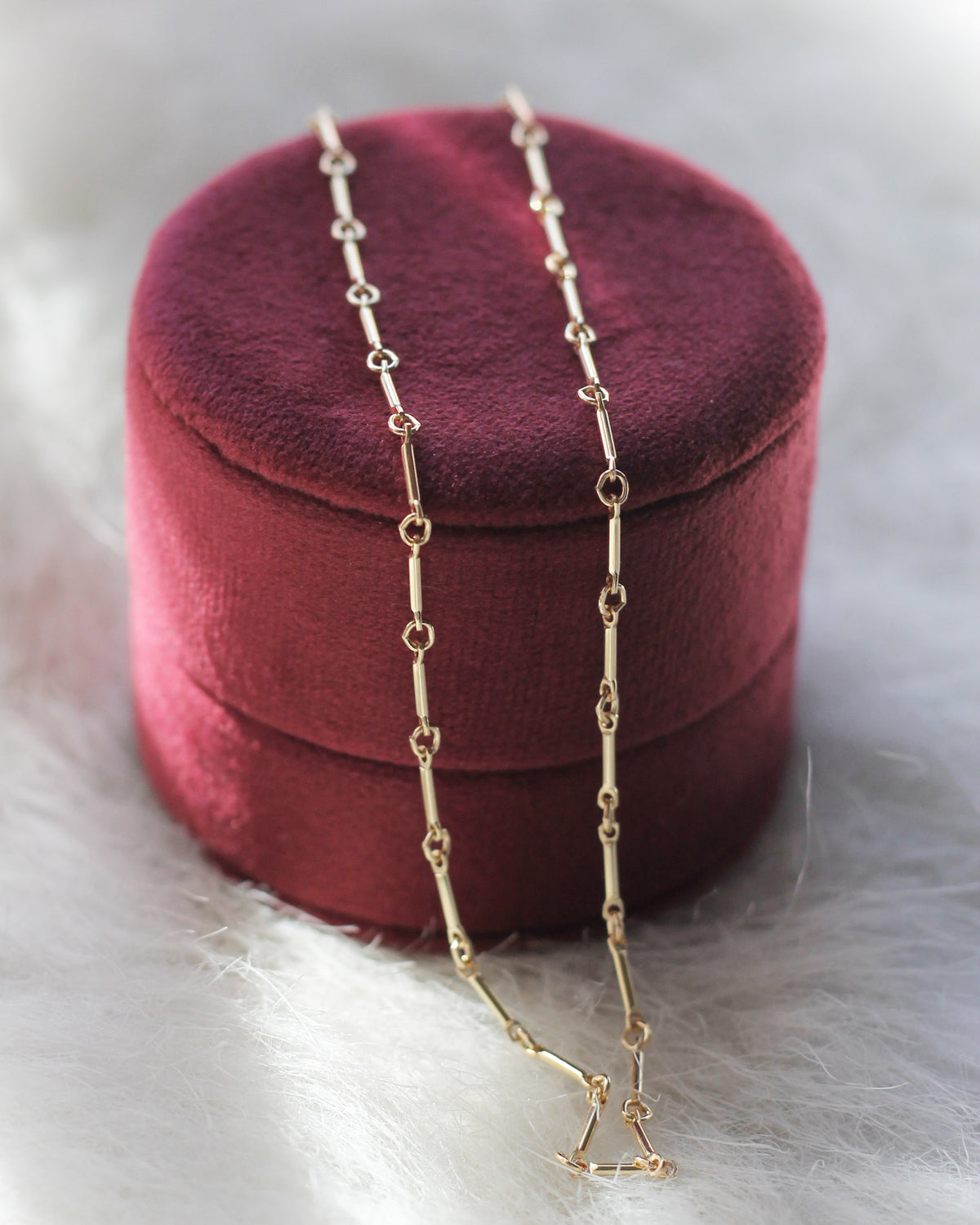 N1357 - Elongated Bar Chain Necklace