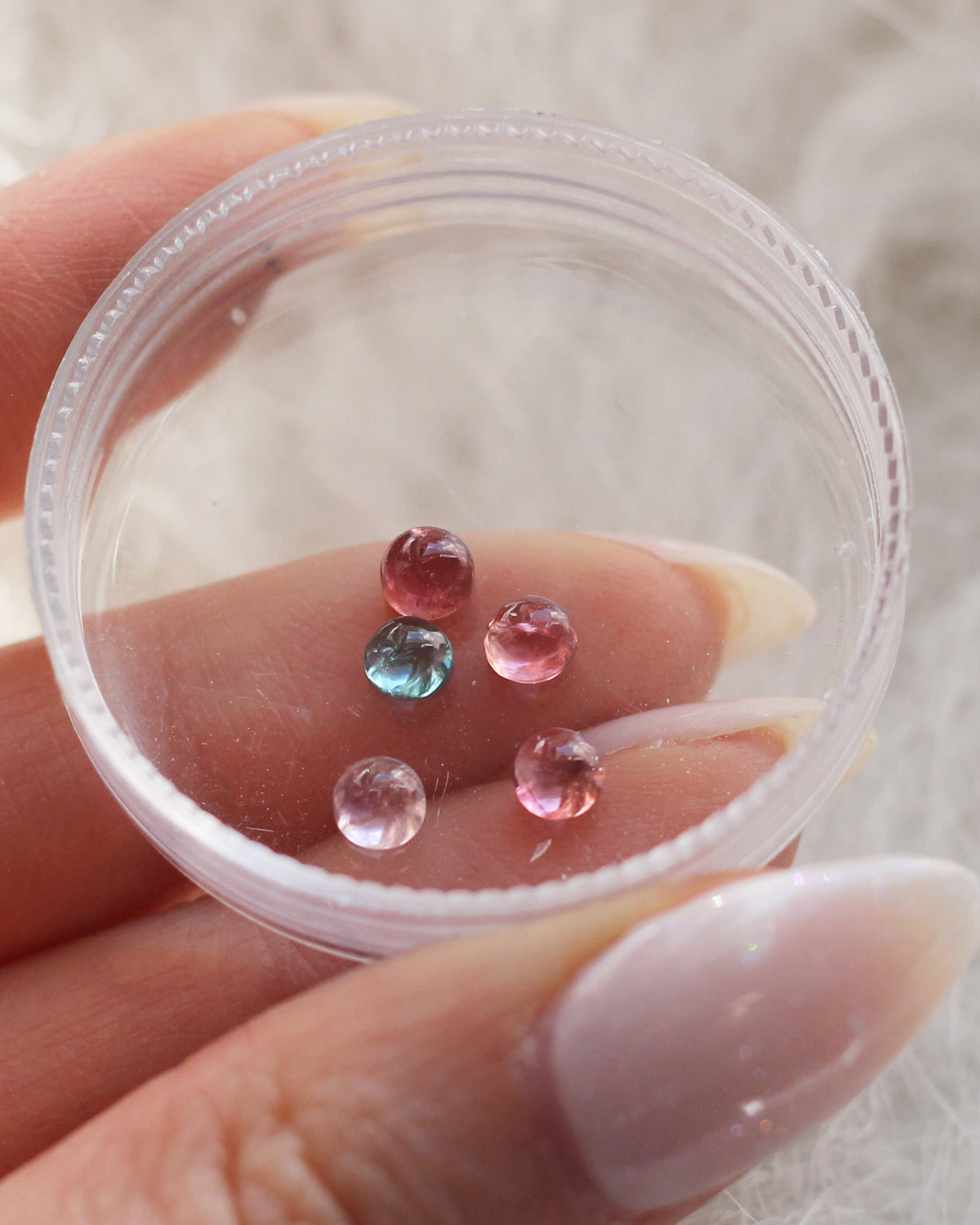 Sample B99 - Set of 5 Tourmaline 4mm