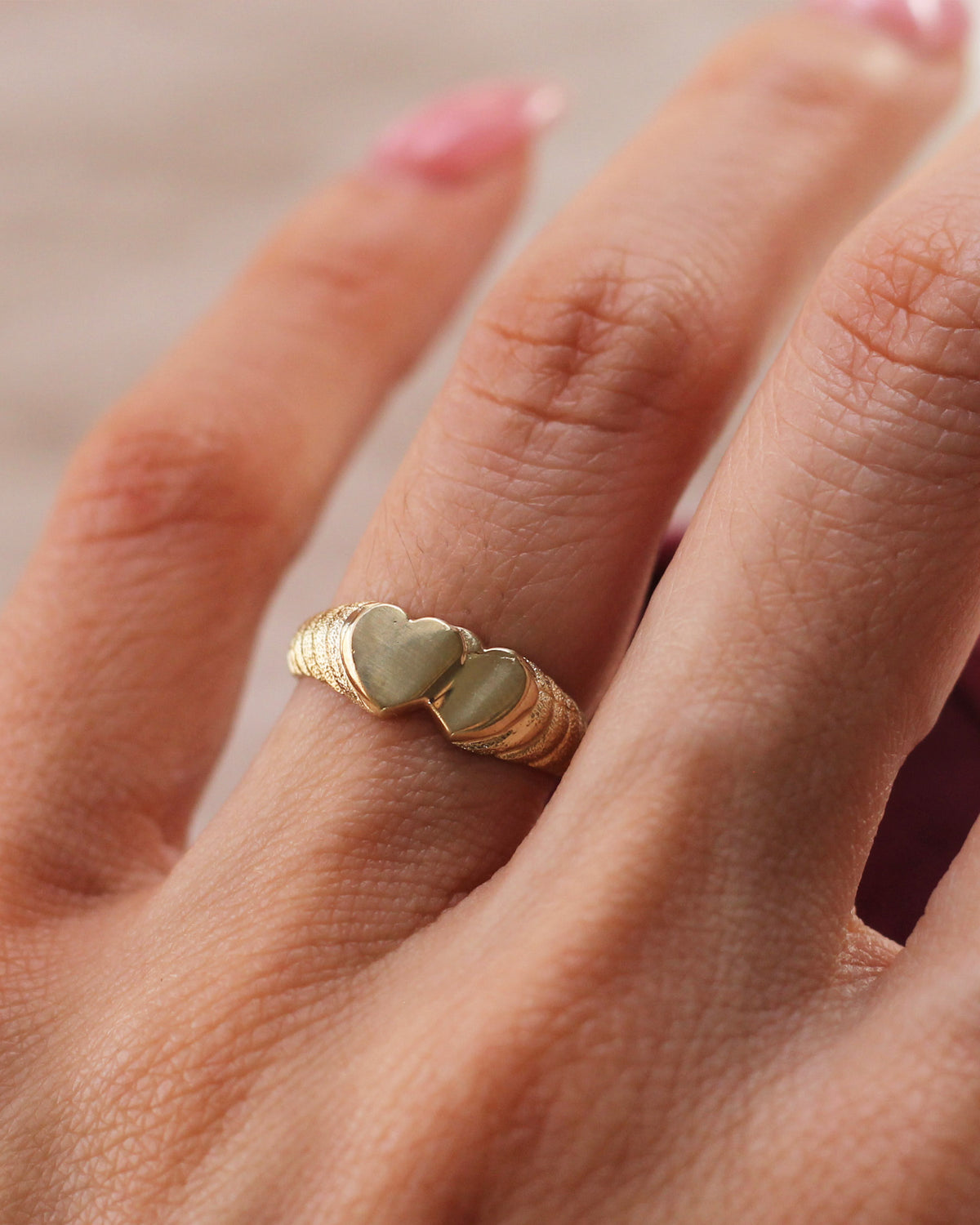 C19 - Double Heart Ring 10K Solid Gold - Size 3.25