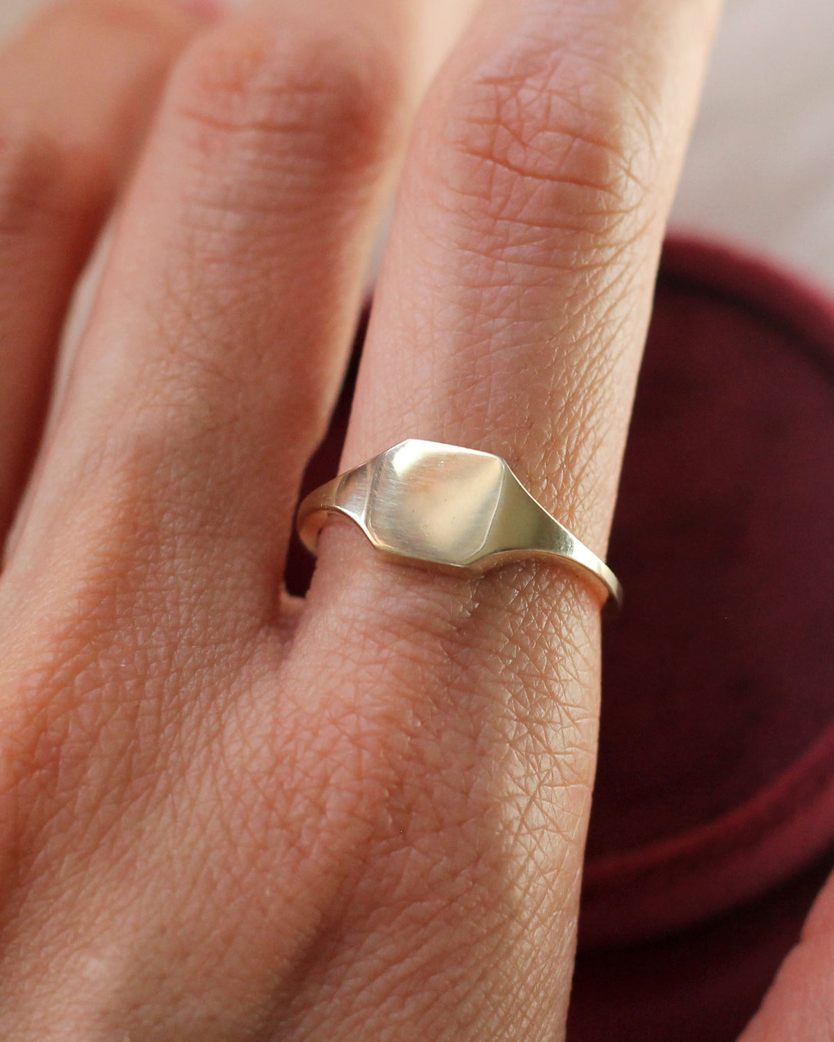 C24 - Large Square Signet Ring 10K Solid Gold - Size