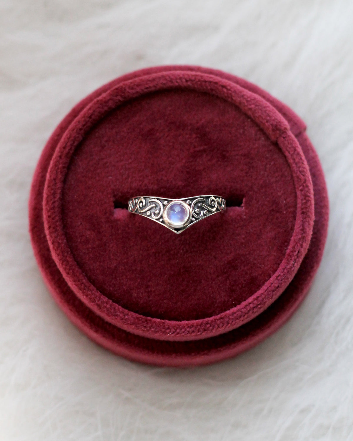 C40 Chevron Moonstone Ring Sterling Silver Size 5