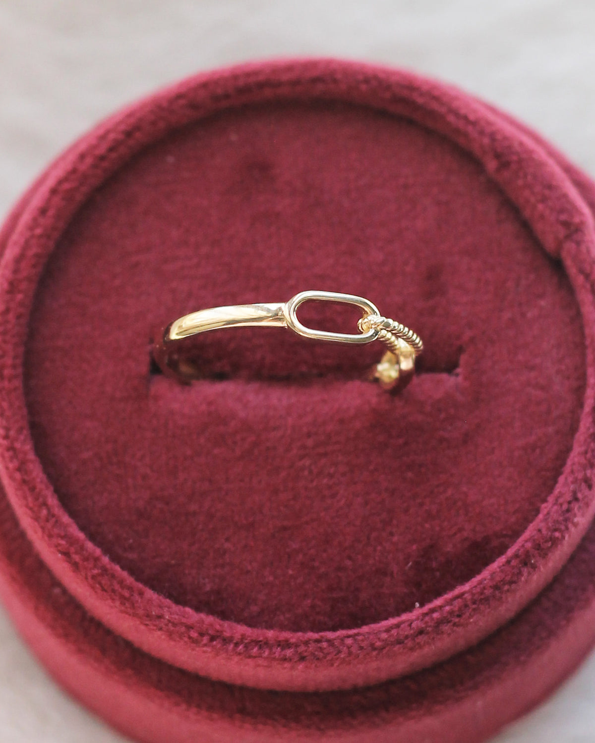 C5 - Chain Link Ring 14K Solid Gold - Size 7