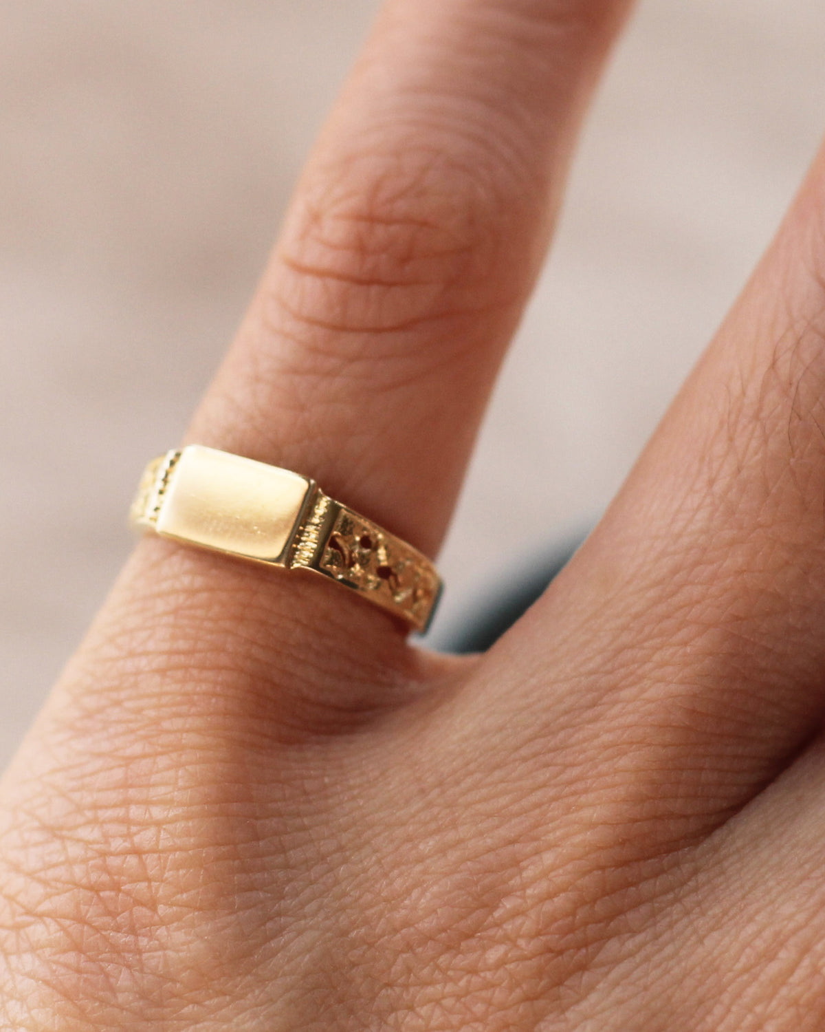 C7 - Bar Pinky Signet Ring 14K Solid Gold - Size 2.75, 3.25