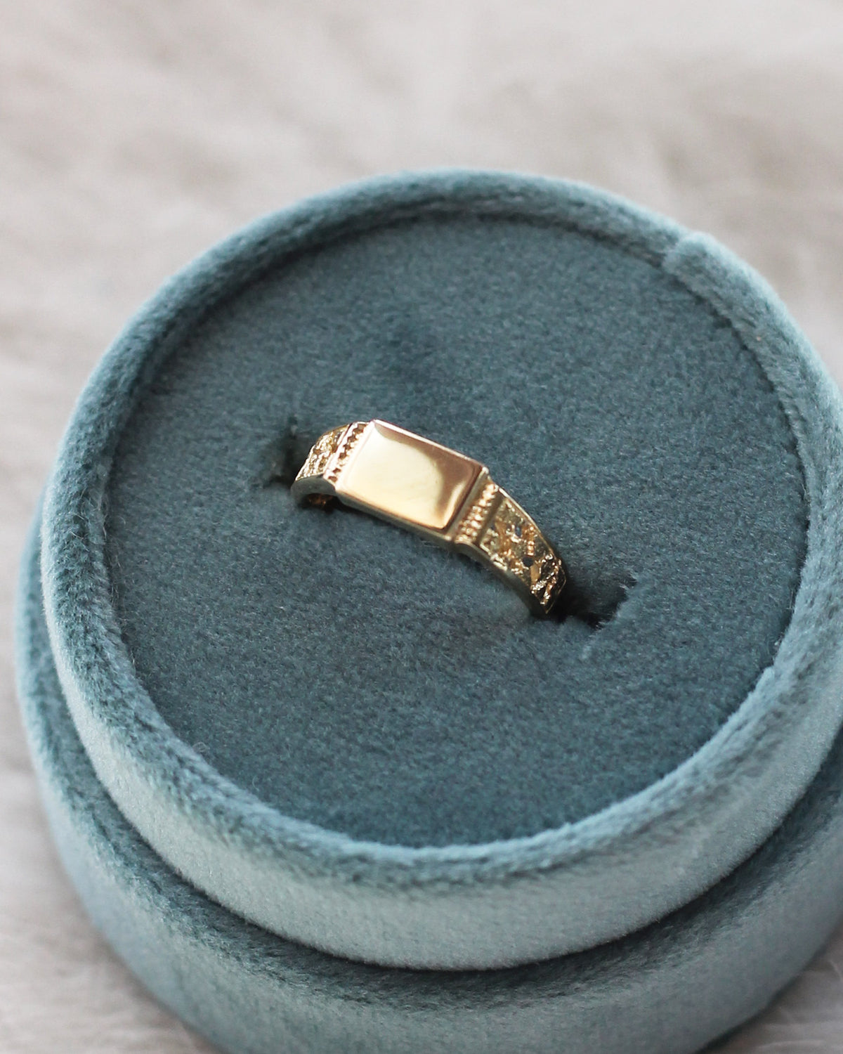 C7 - Bar Pinky Signet Ring 14K Solid Gold - Size 2.75, 3.25