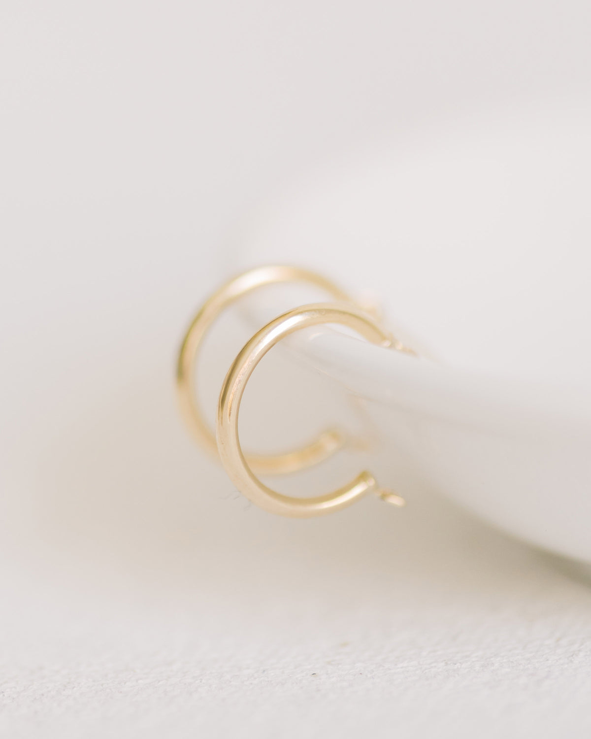 E1301 - 10K SOLID GOLD