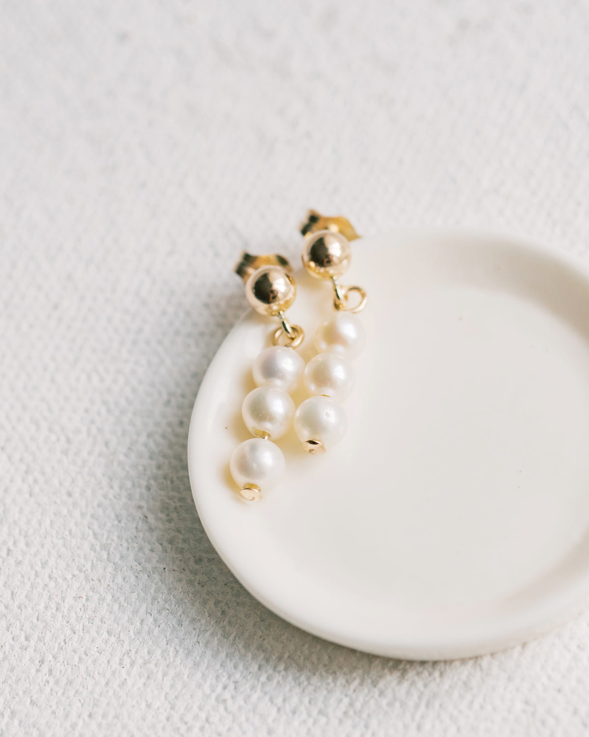 E1305 - Pearl Drop Dangle Earrings