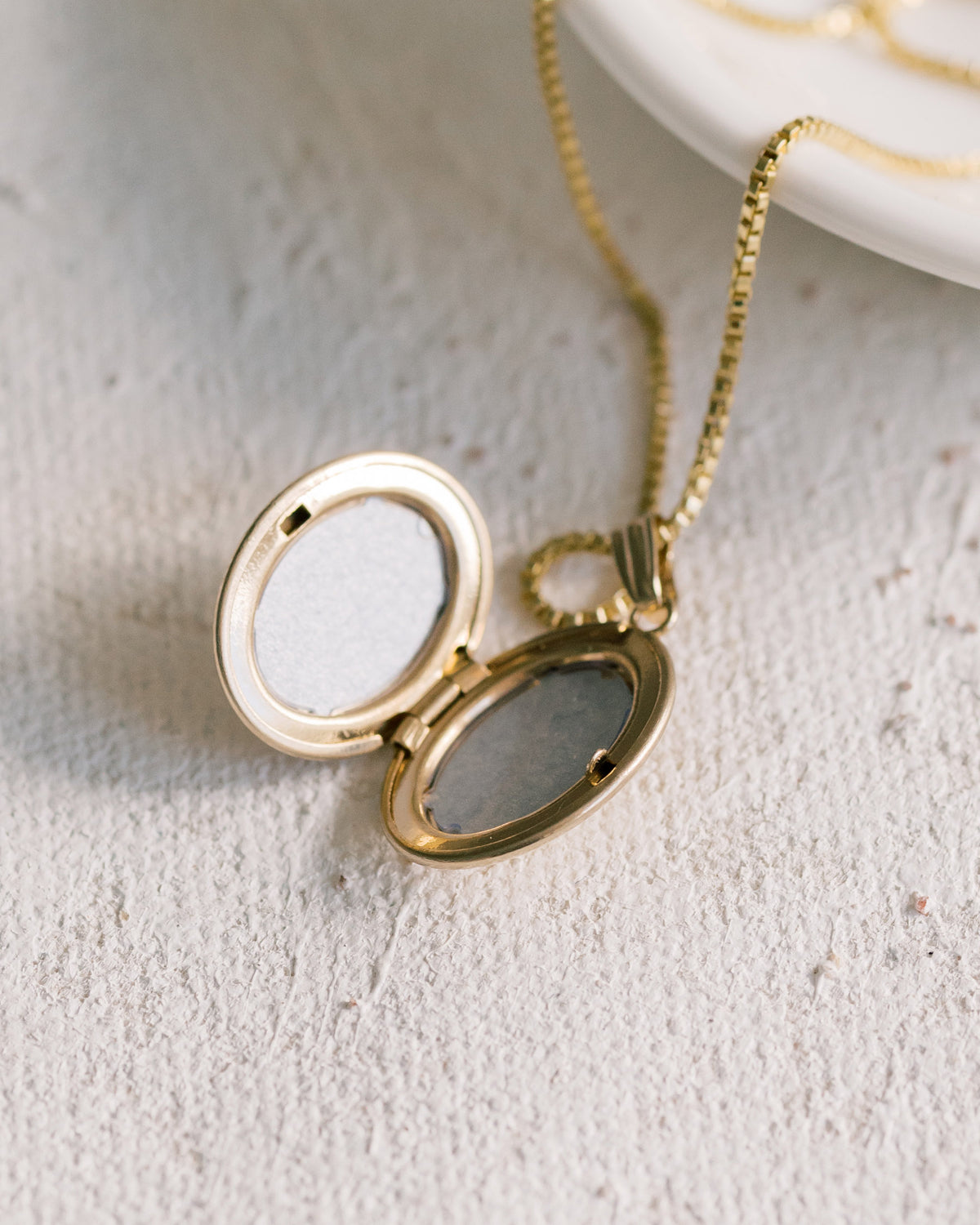 Sample B52 (LOCKET ONLY)