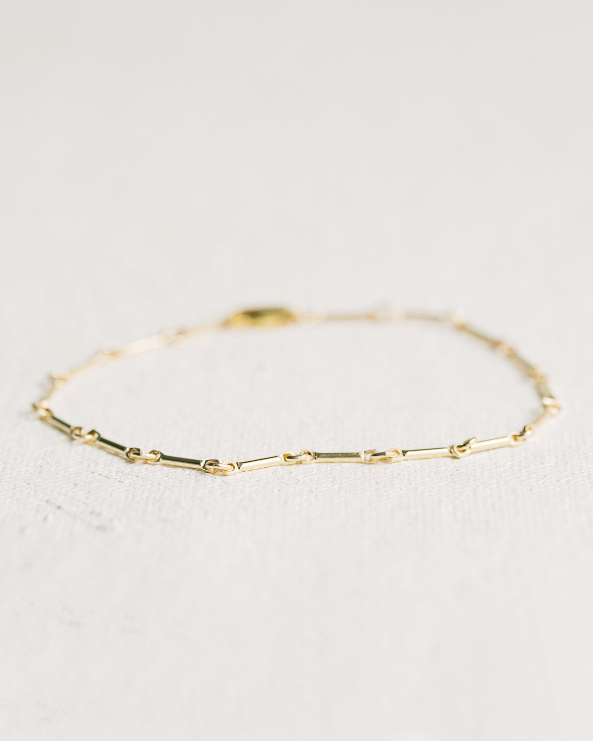 B1045 - Elongated Bar Bracelet