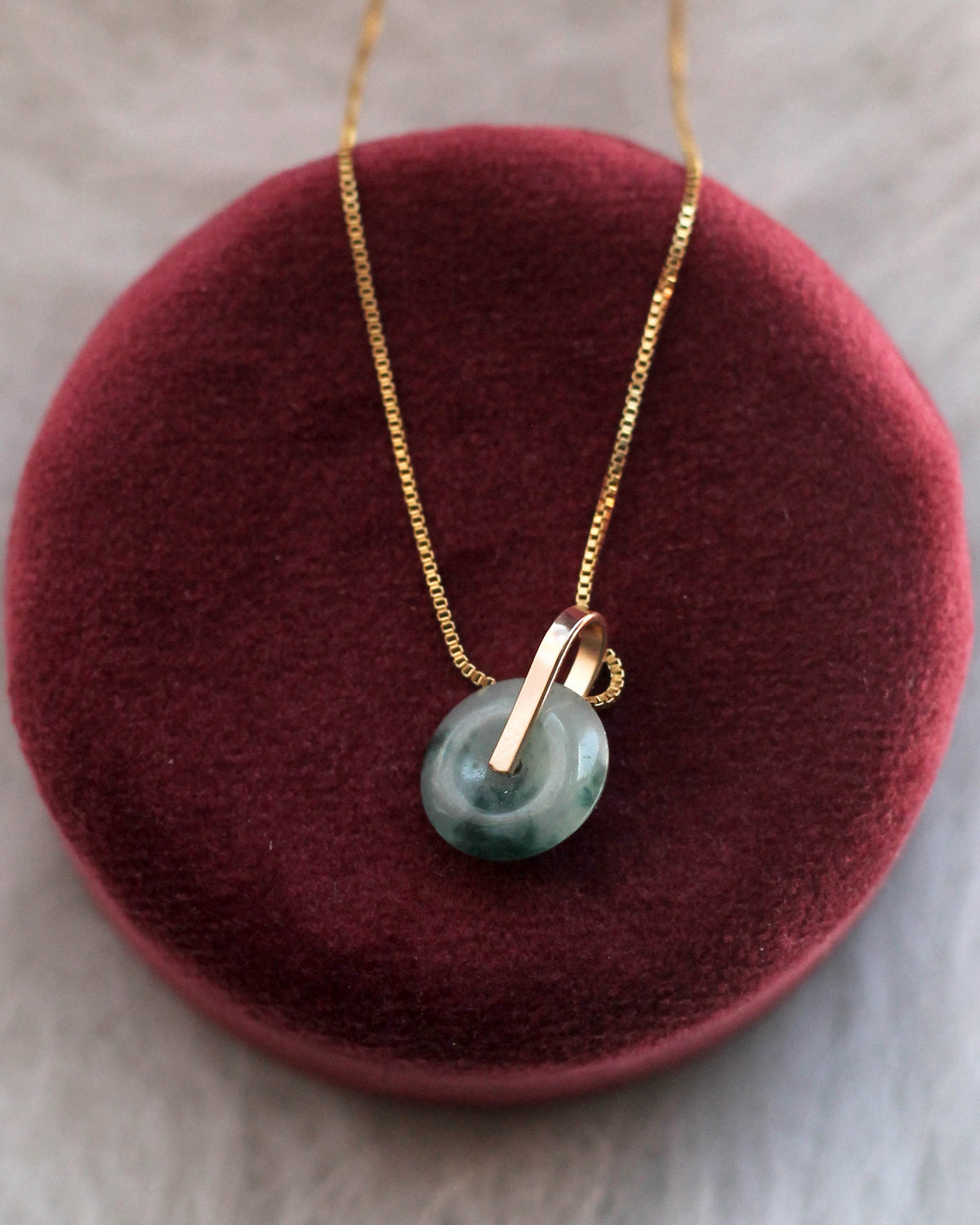 N1369 - Jadeite Pendant - 16"