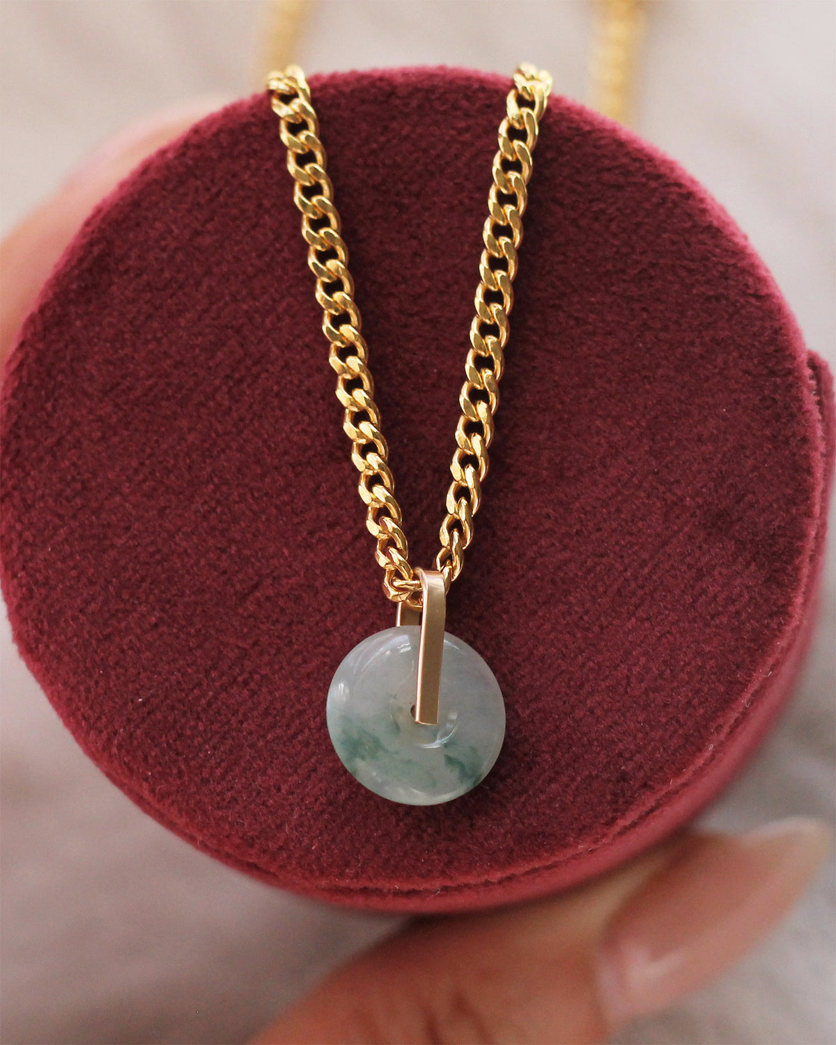 N1370 - Jadeite Pendant - 16"