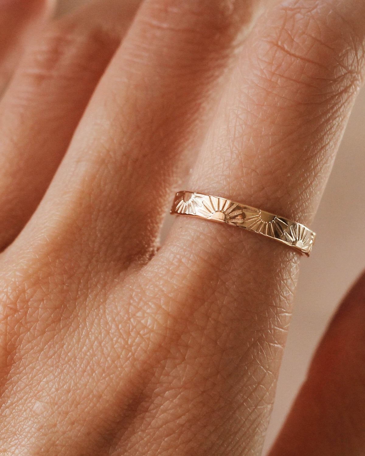 R1250 - 14K Solid Gold