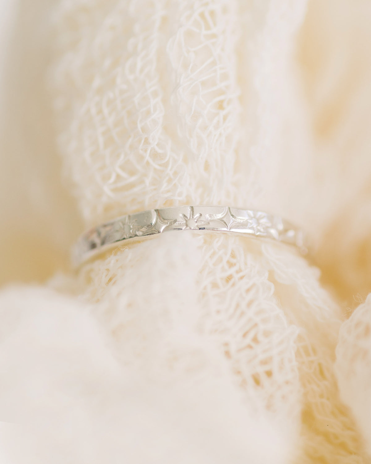 R1365 Celestial Star Ring