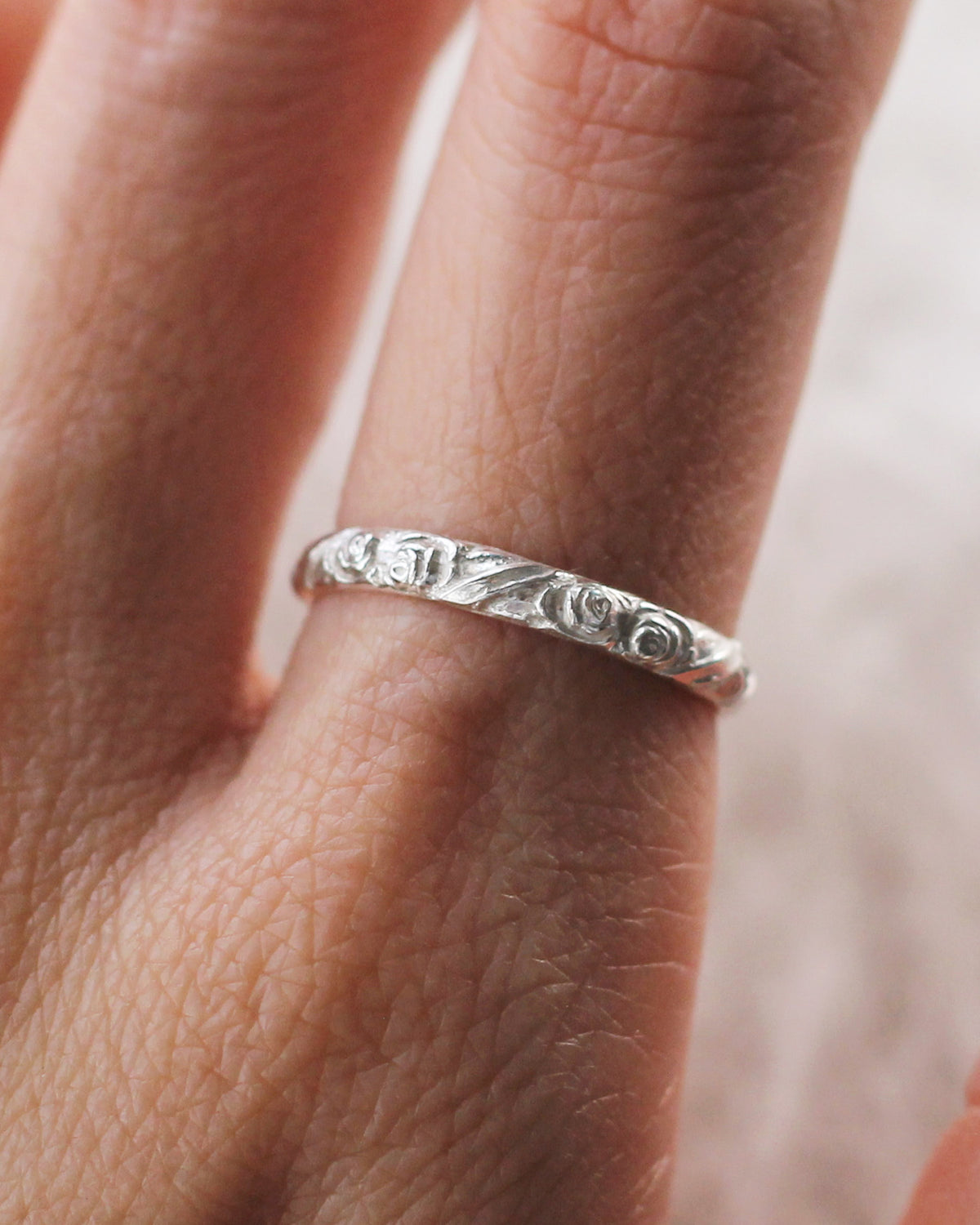 R1397 Floral Rose Ring