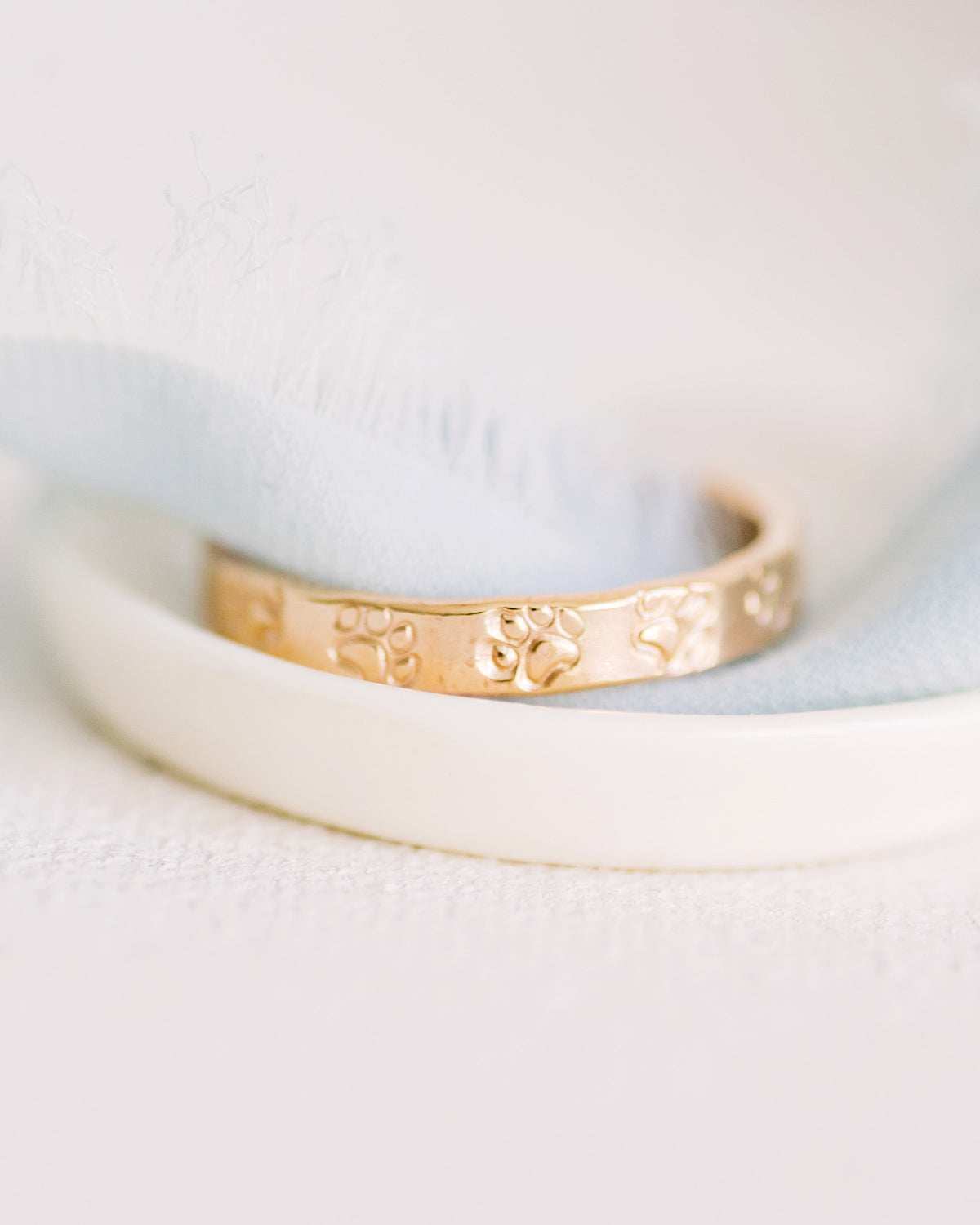 R1422 - Dog Paw Ring