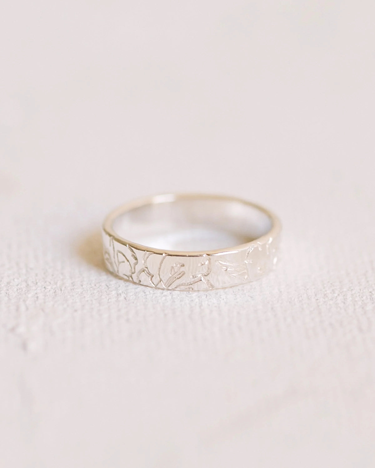 SAMPLEA23 - Sterling Silver - Size 6 - Gladiolus